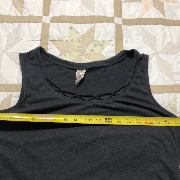 Aventura Dark Gray Tank Top Large - Picture 7 of 7